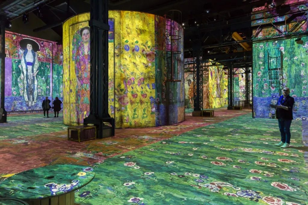 沉浸式數(shù)字展館